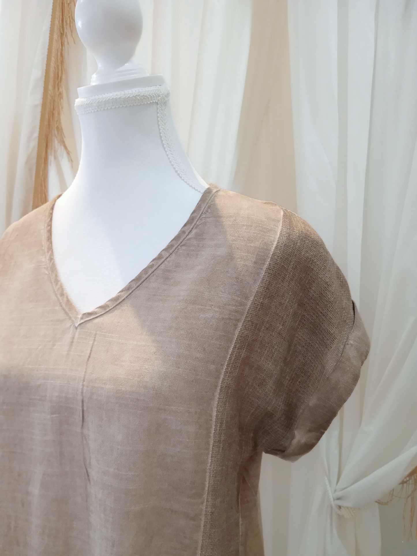 Cleo Linen Top - Mocha