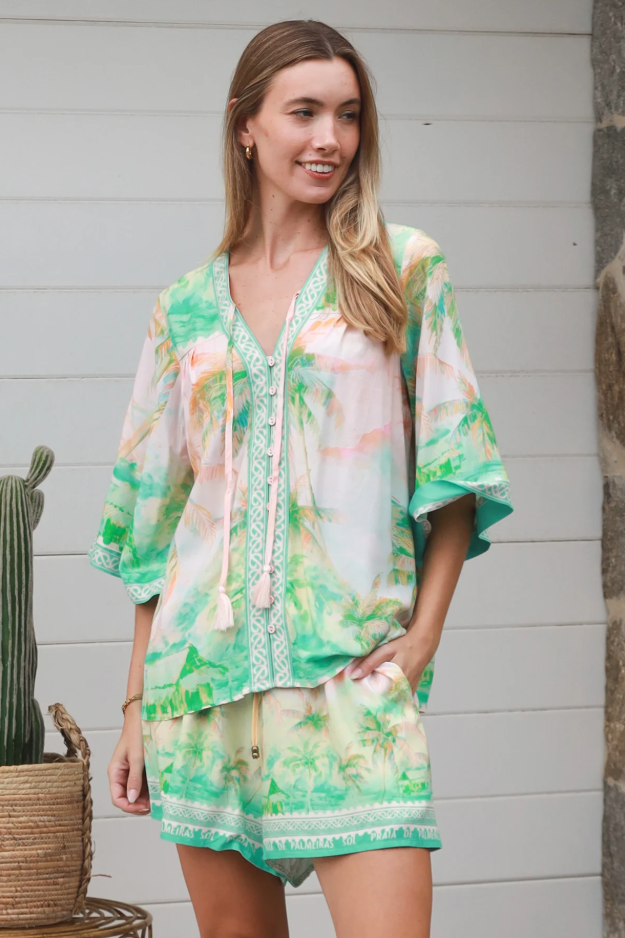 Amaryllis Shorts Sets